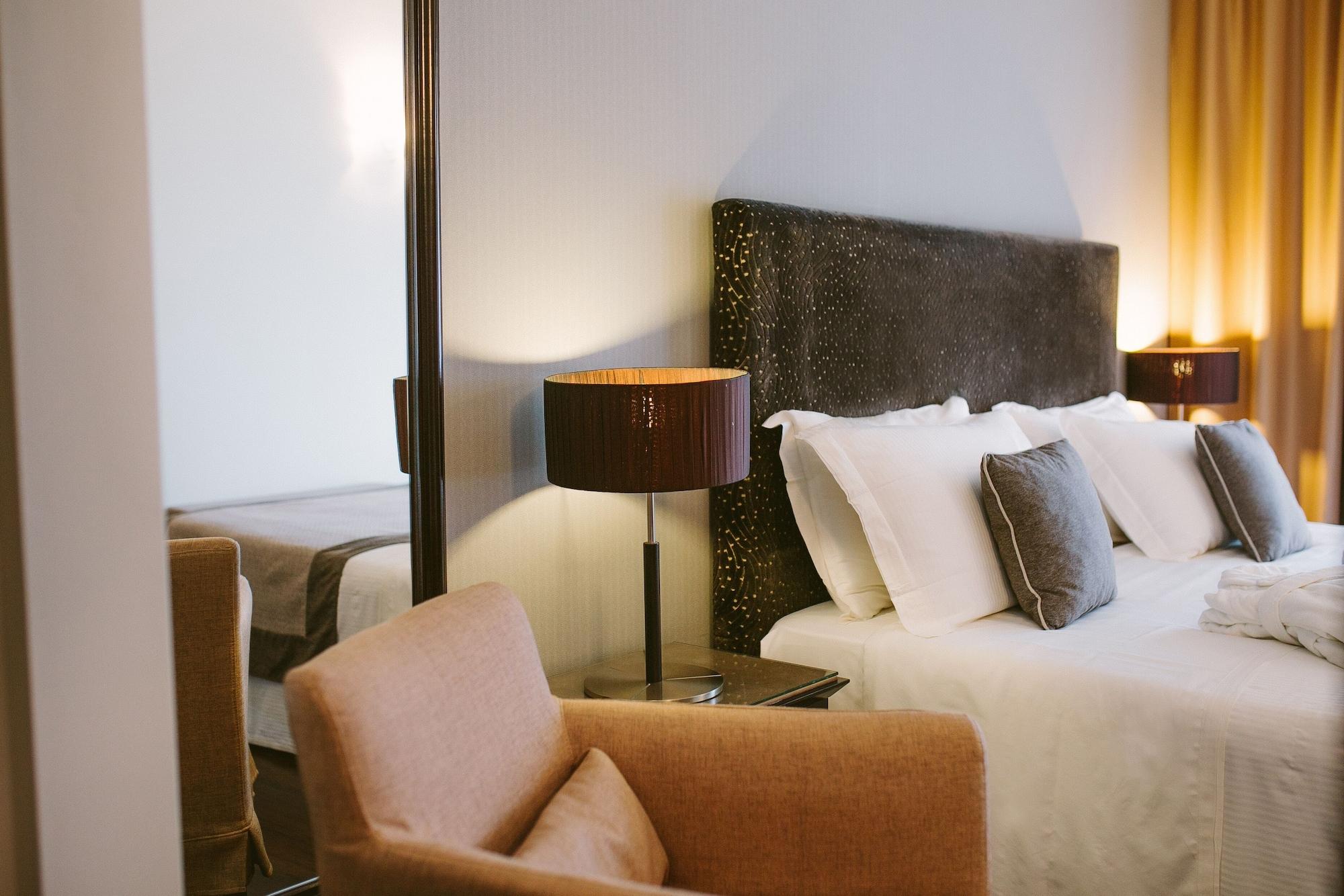 Hotel Piccola Vela Desenzano del Garda Eksteriør bilde